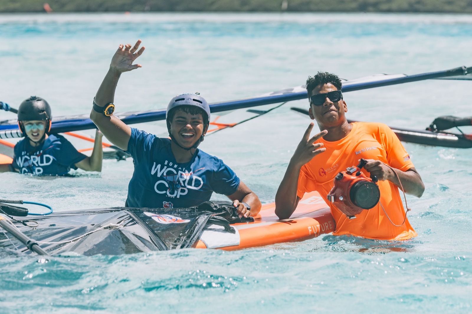 Arxon Gomperts windsurfing — With the crew, 2025